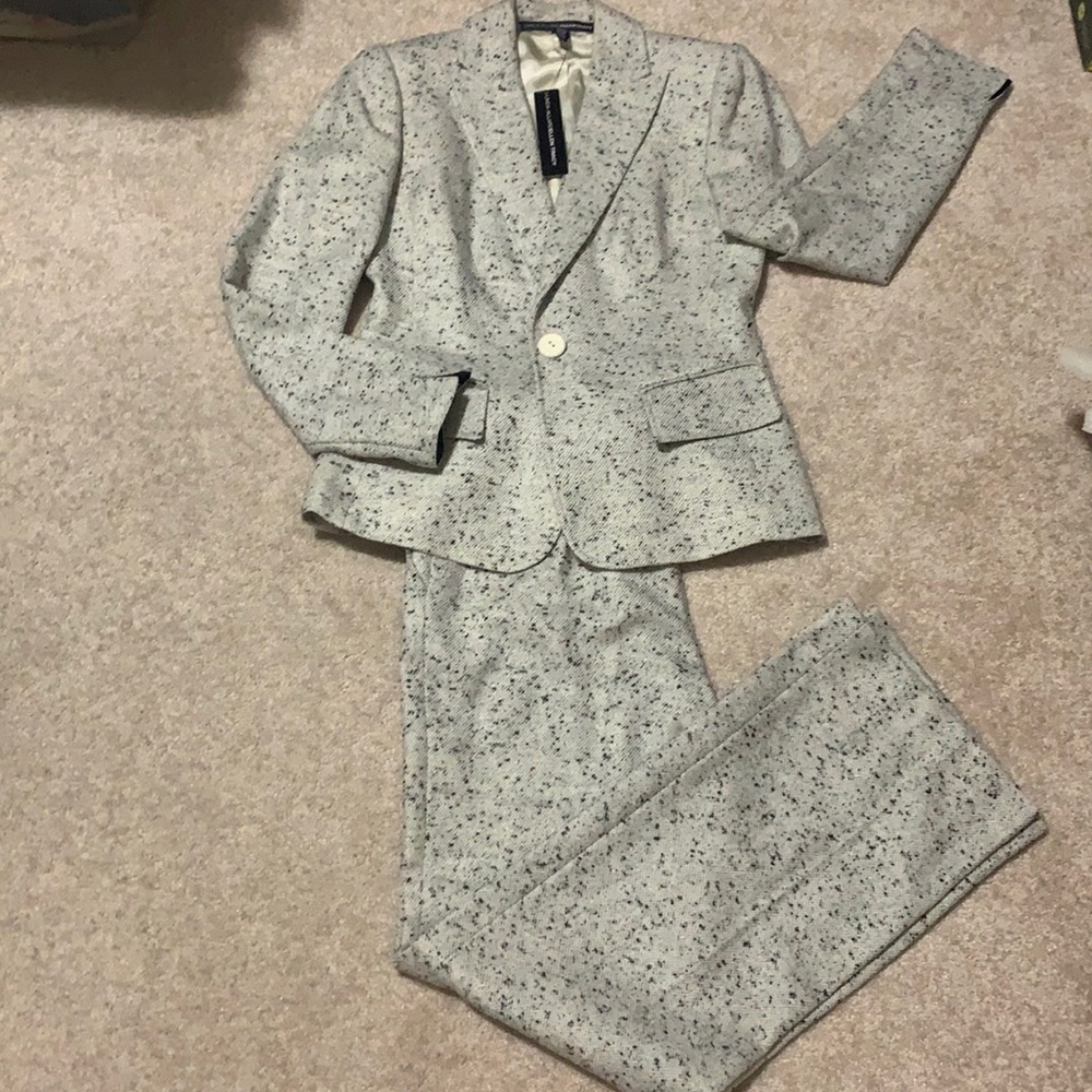 Brand new suits set